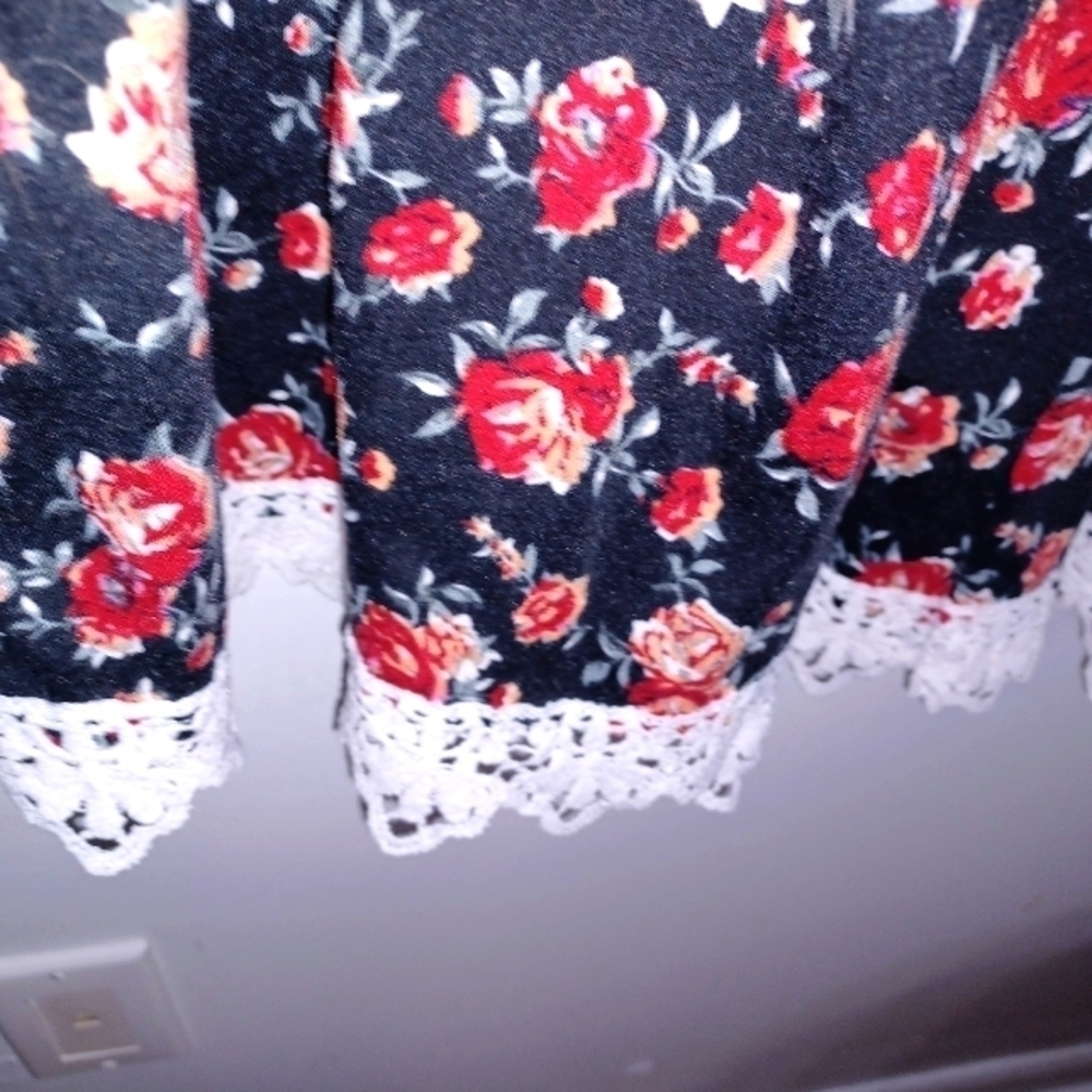 Black and Red Floral Dress W Sz XL - Picture 3 of 6